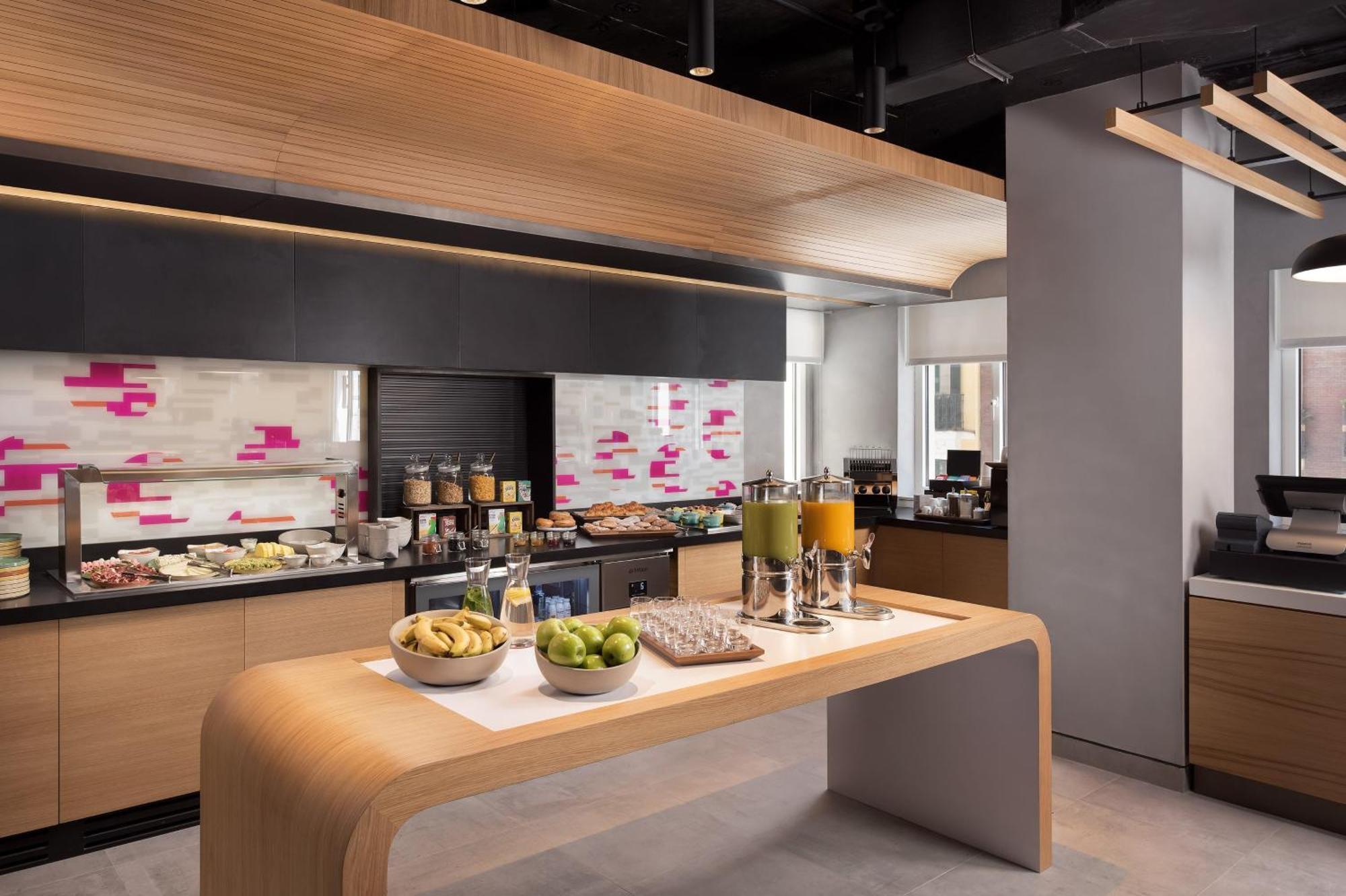 Aloft Madrid Gran Via Otel Dış mekan fotoğraf